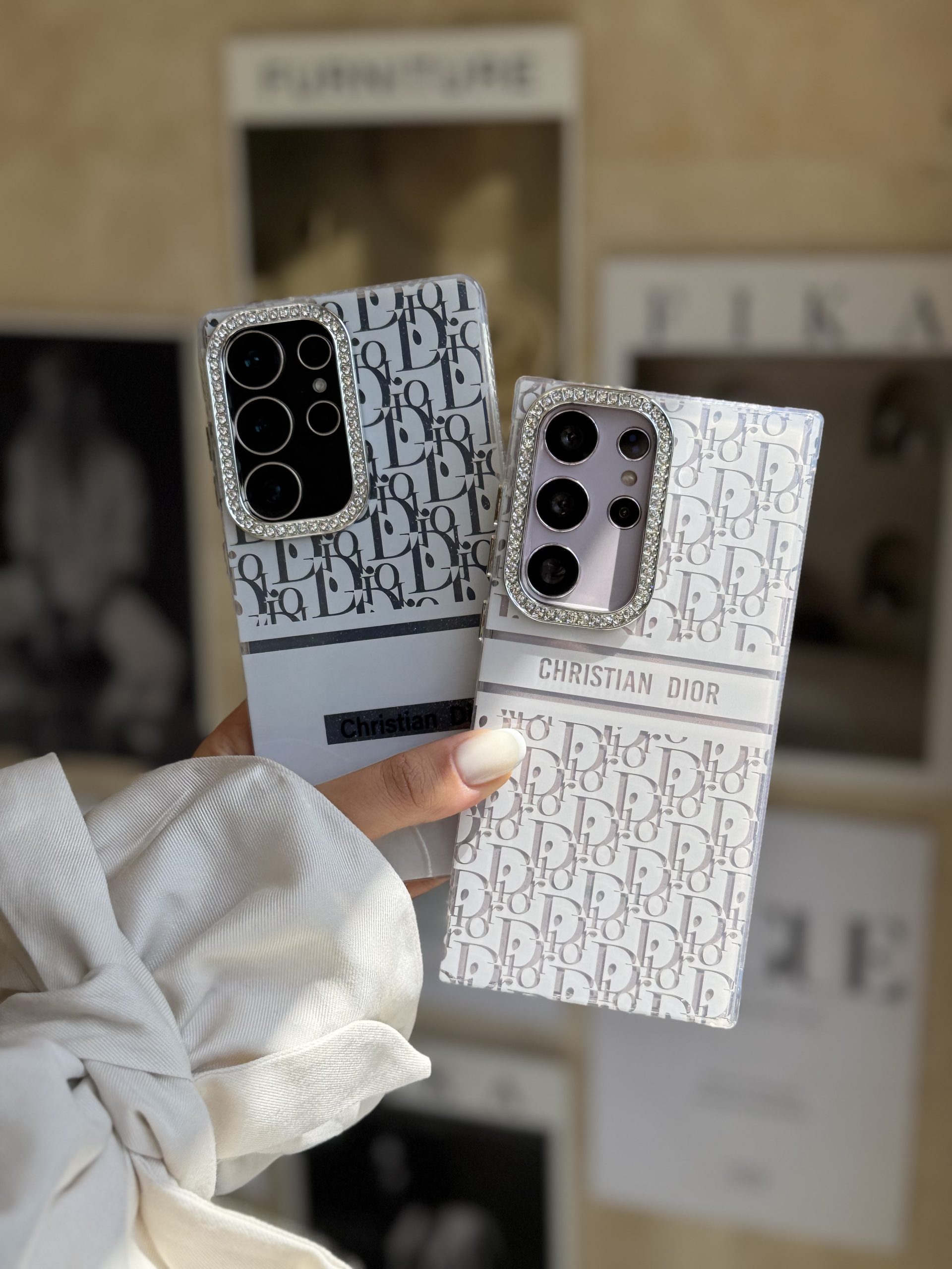 قاب White Christian Dior دور لنز نگین سامسونگ و شیائومی (کدC2076) - تصویر 4