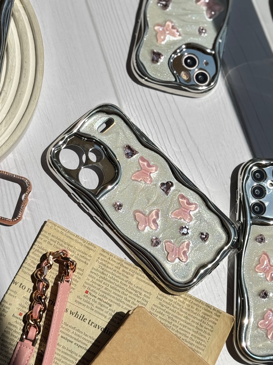 قاب کرومی پروانه و قلب صورتی آیفون و اندرویدی (کدC1825) - تصویر 2