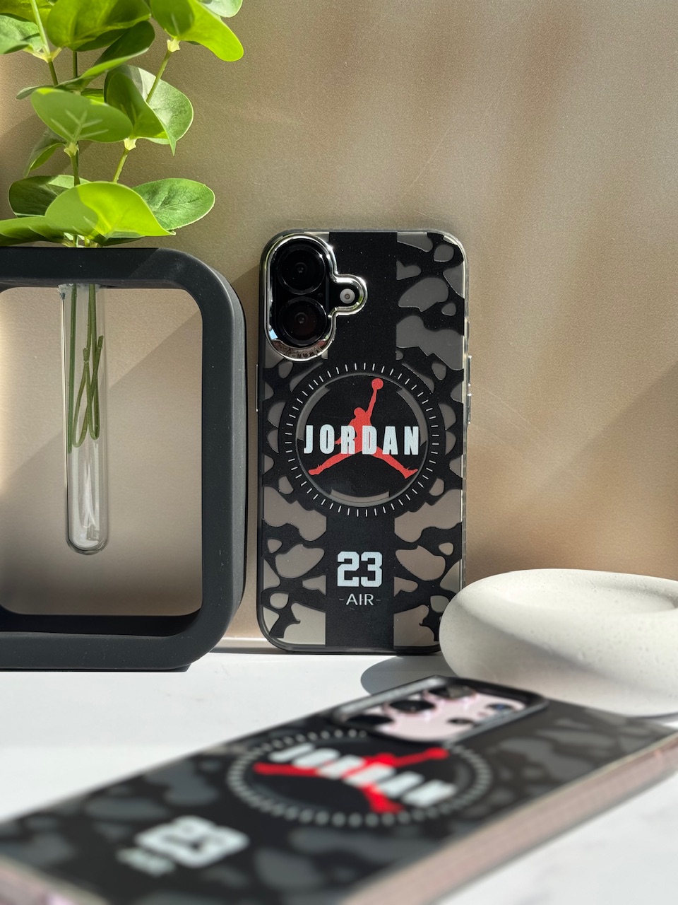 قاب JORDAN23 چریکی آیفون و اندروید (کدC1951) - تصویر 3