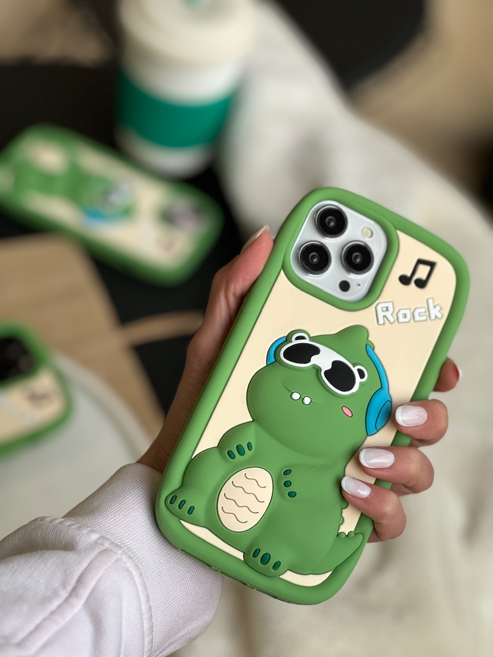 قاب دایناسور سیلیکونی آیفون و اندروید (کدC1612)