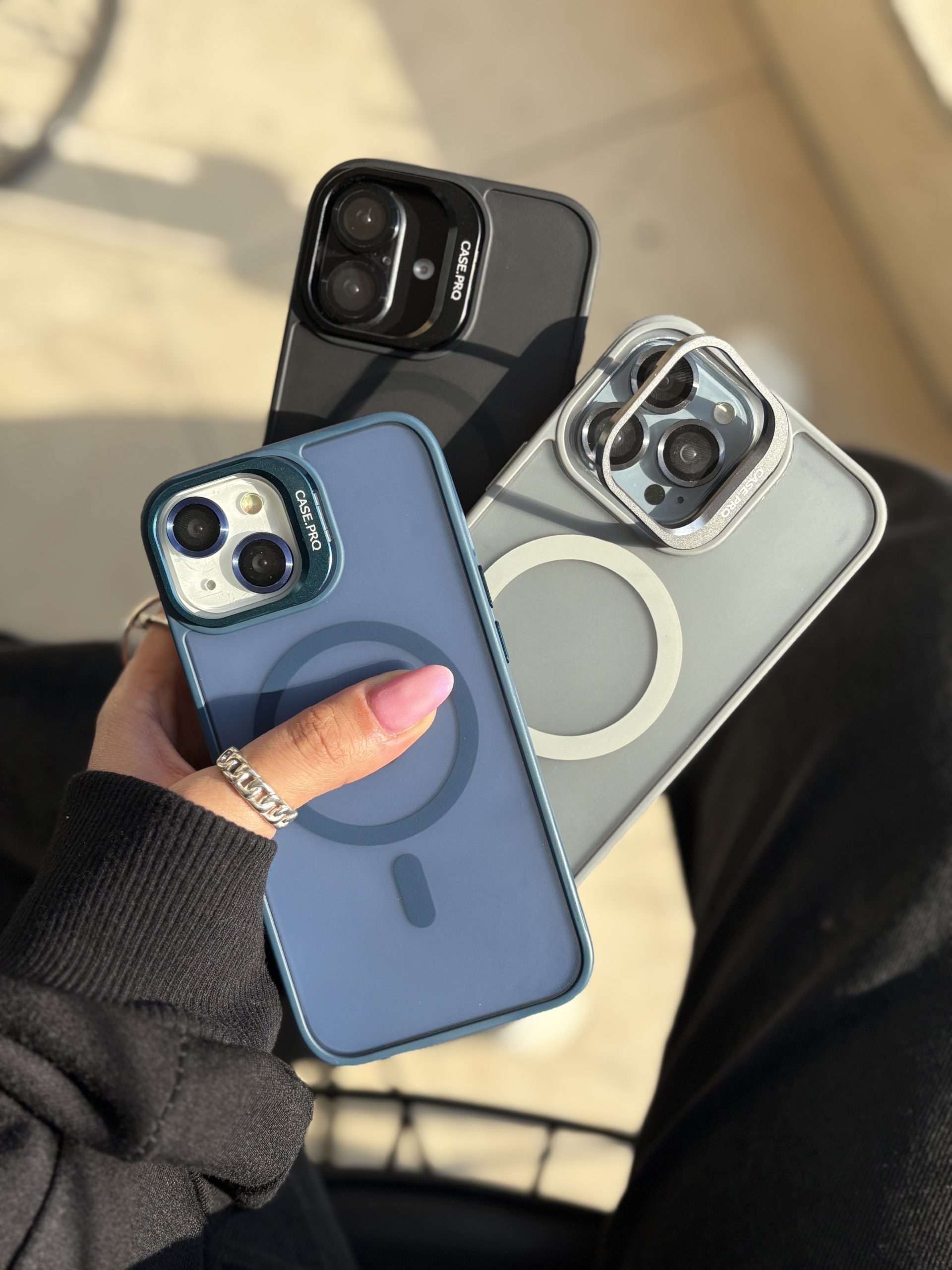 قاب Matte CasePro Lens with MagSafe استند شو با لنز رینگی (کدC1608) - تصویر 2